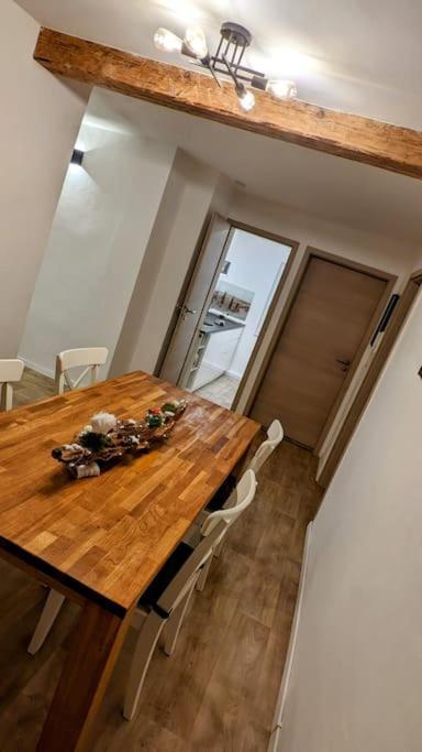 Fewo Im Lehm-Fachwerkhaus Erfurt Mit 3 Einzelnen Schlafzimmern Je Mit Tv المظهر الخارجي الصورة